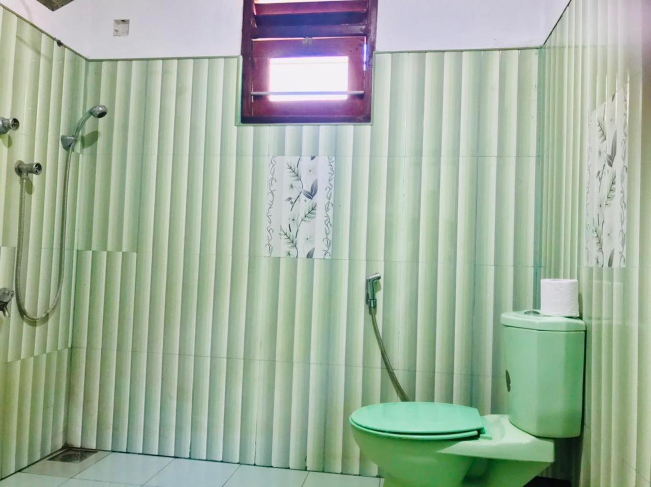 Lucky Mongrooves Apartman Midigama Kelet Kültér fotó